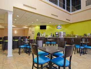 Hotel Baymont Inn And Suites Lubbock