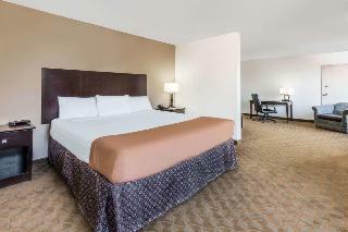 Hotel Baymont Inn And Suites Lubbock