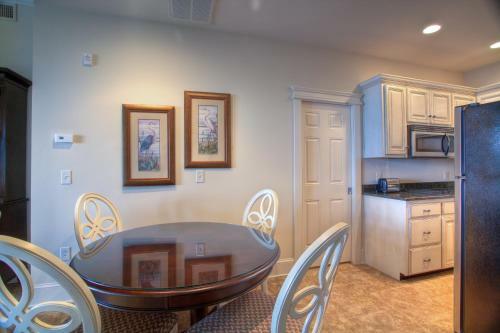 Hotel Sea Gate Inn By Sea Palms Resort