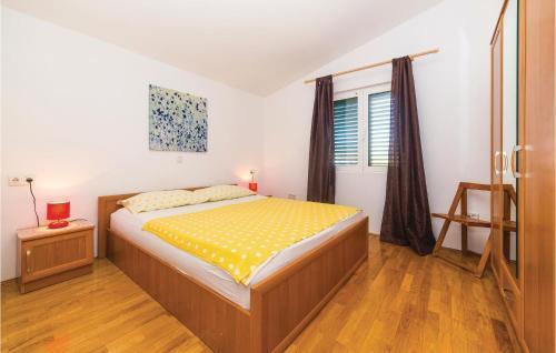 Apartment Hr-21217 Kastel Novi 56