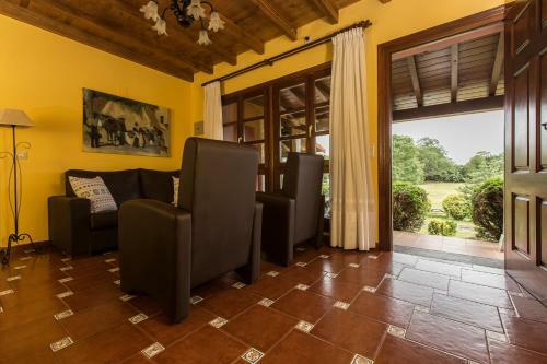 Agroturismo Casas Rurales Playa De Guadam�a