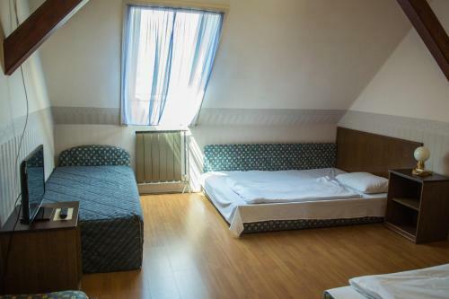 Hostal Hal�szcs�rda-panzi�