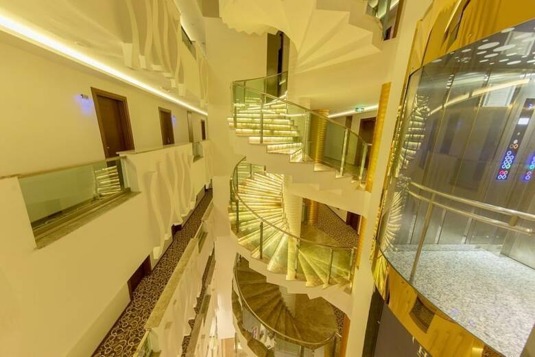 Hotel Maya World Park Adult Only +15