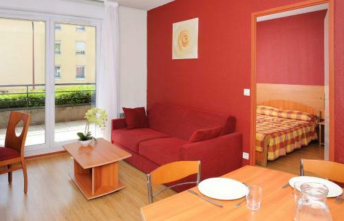 Aparthotel S�jours & Affaires Gen�ve Saint Genis