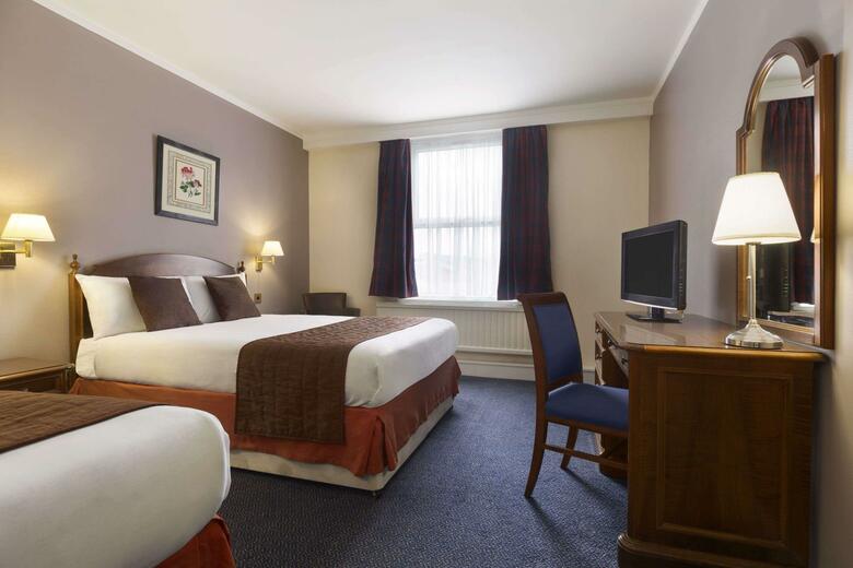 Hotel Ramada Crawley Gatwick