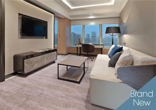 Hotel Harbour Grand Kowloon