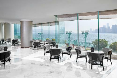 Hotel Harbour Grand Kowloon
