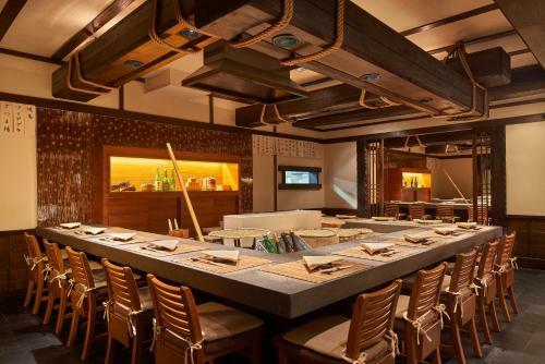 Hotel Harbour Grand Kowloon