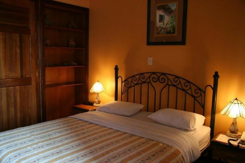 Hotel Fleur De Lys