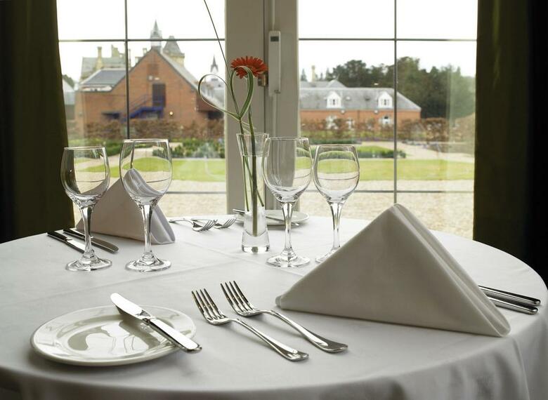Hotel Walton Hall