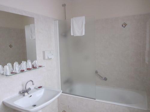 Hotel H�tel La Chaumi�re