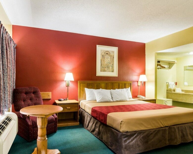 Hotel Econo Lodge Topeka