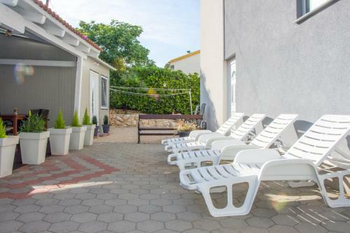 Apartments Sv. Jelena 1