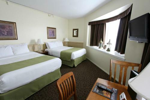 Royal Hotel