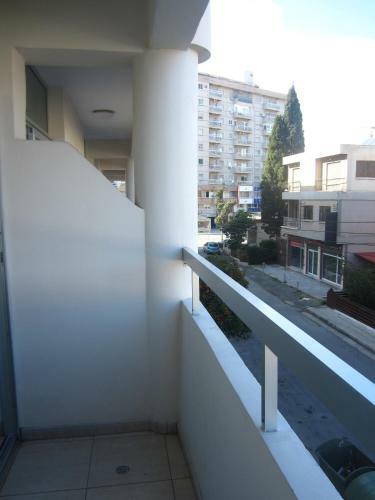 Marina Apartments 211