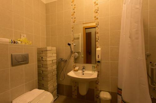 K�r�s Hotel