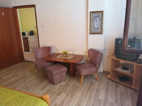 Hostal Guest House Ruza