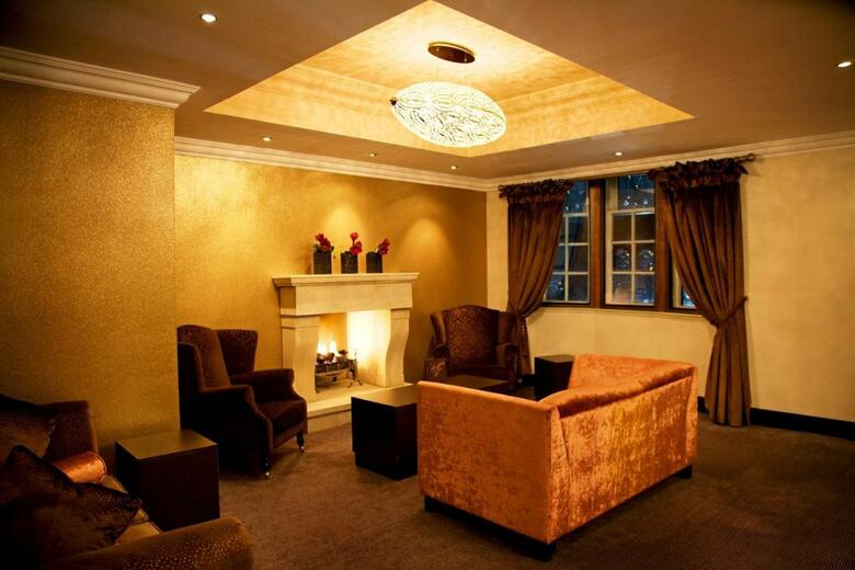 The Popinjay Hotel & Spa