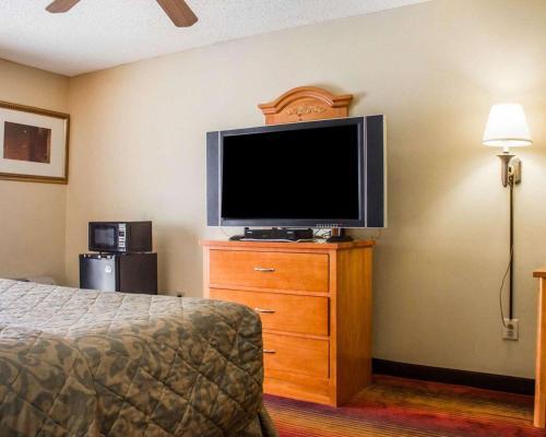 Hotel Rodeway Inn Huntington