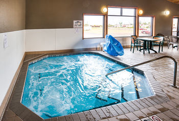 Hotel Econo Lodge Near Miller Hill Mall