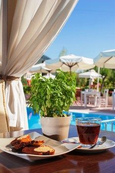 George Hotel