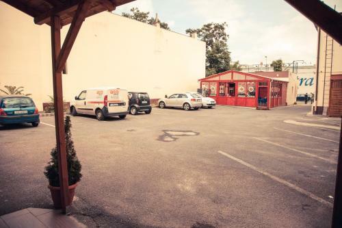 Grand Park Hotel/hostel