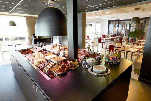 Hotel Campanile Troyes Sud - Buch�res