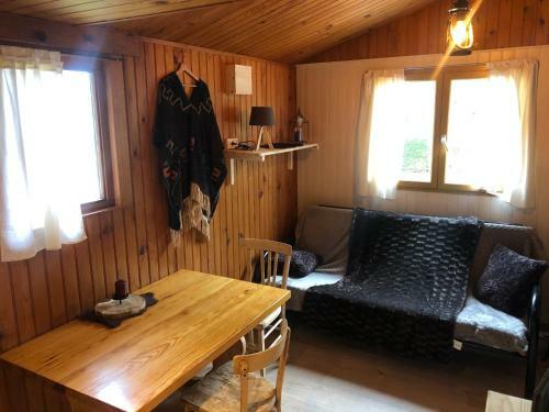 Camping Des Acacias