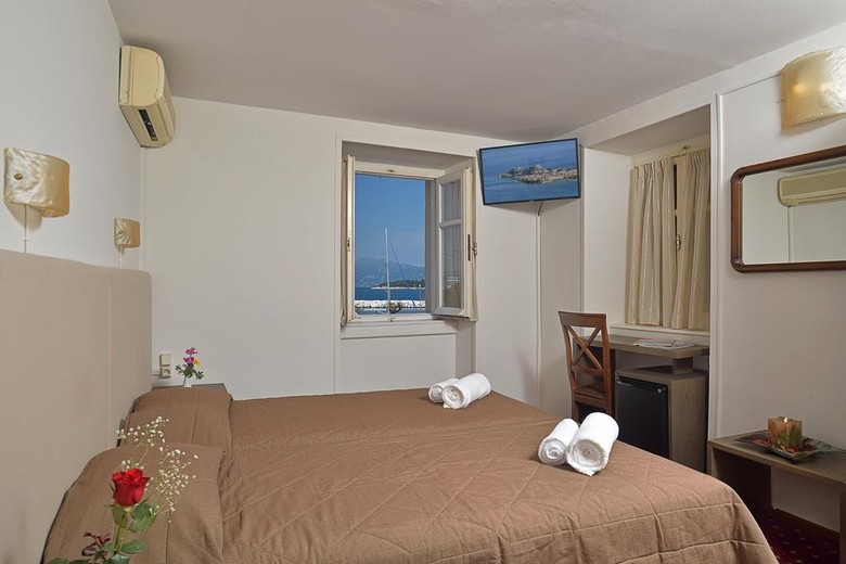 Konstantinoupolis Hotel