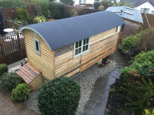 Downsfield Bed And Breakfast
