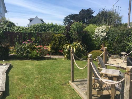 Downsfield Bed And Breakfast