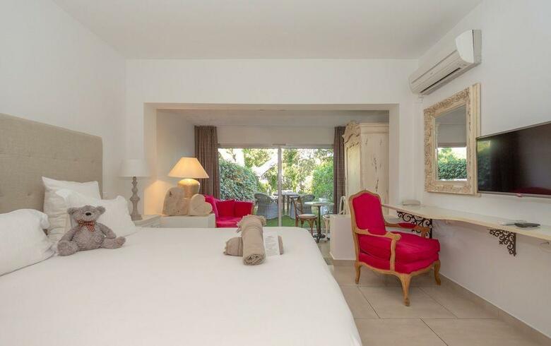 Hotel H�tel Font Mourier