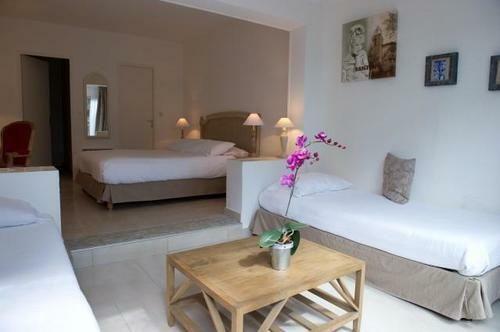 Hotel H�tel Font Mourier