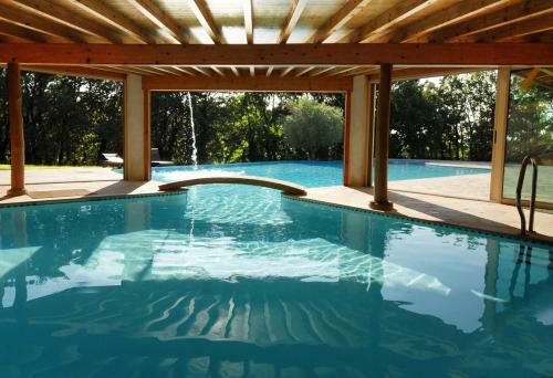 Hostal Domaine Du Tisserand