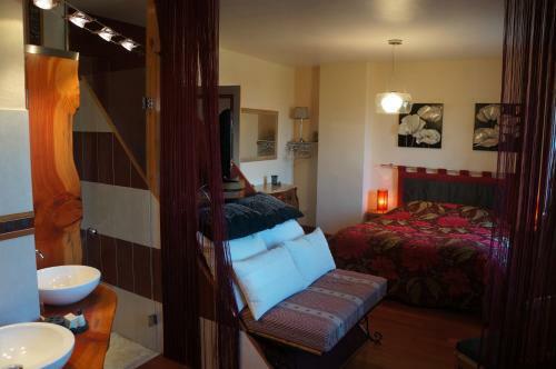 Hostal Domaine Du Tisserand