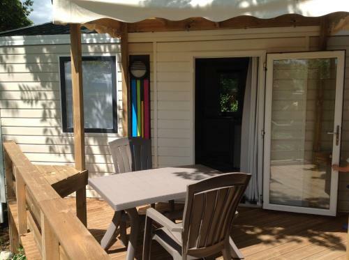 Hostal Ch�teau Camping De La Grange Fort