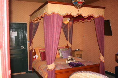 Hostal Ch�teau Camping De La Grange Fort
