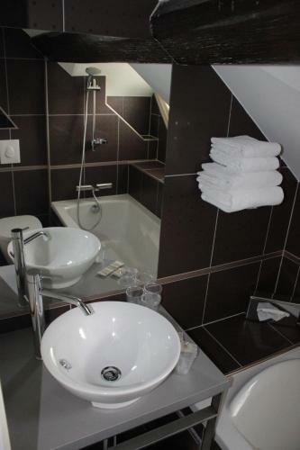 Hotel H�tel Restaurant Du Parc De La Colombi�re