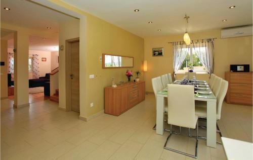 Holiday Home Mala Glavica Bb VI