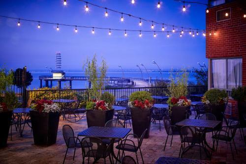 Waterfront Hotel