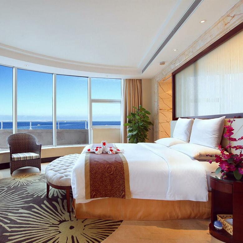 Golden Shining New Century Grand Hotel Beihai