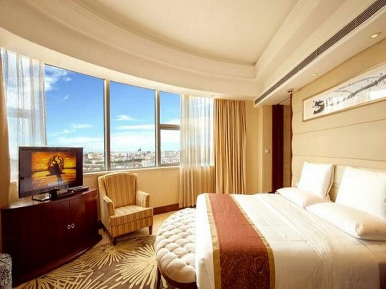 Golden Shining New Century Grand Hotel Beihai