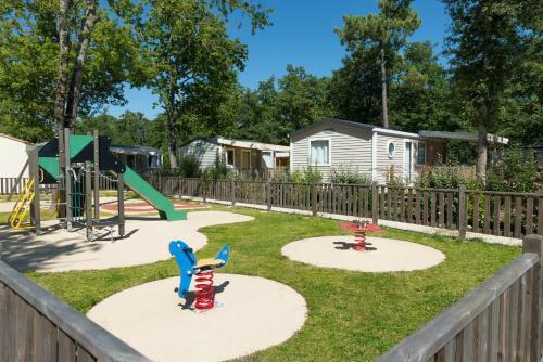 Camping Les Ch�vrefeuilles