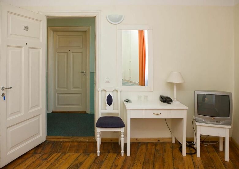 Economy Hotel