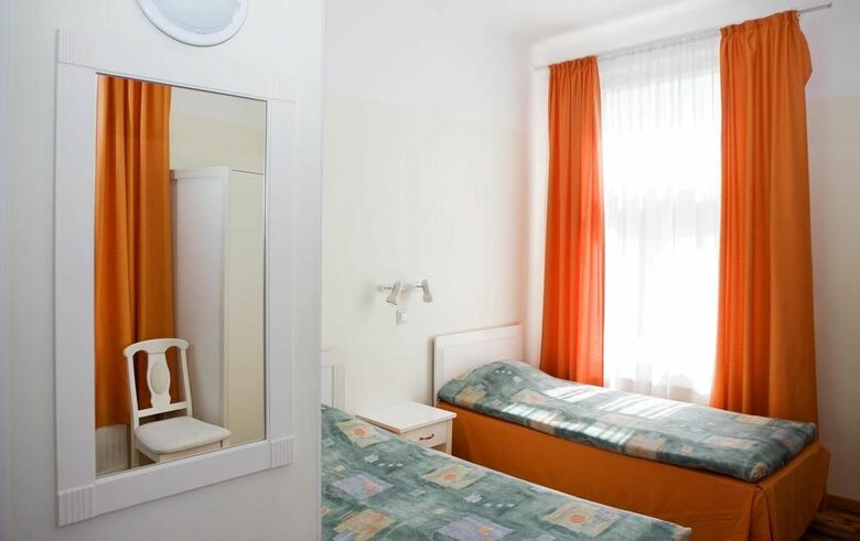 Economy Hotel