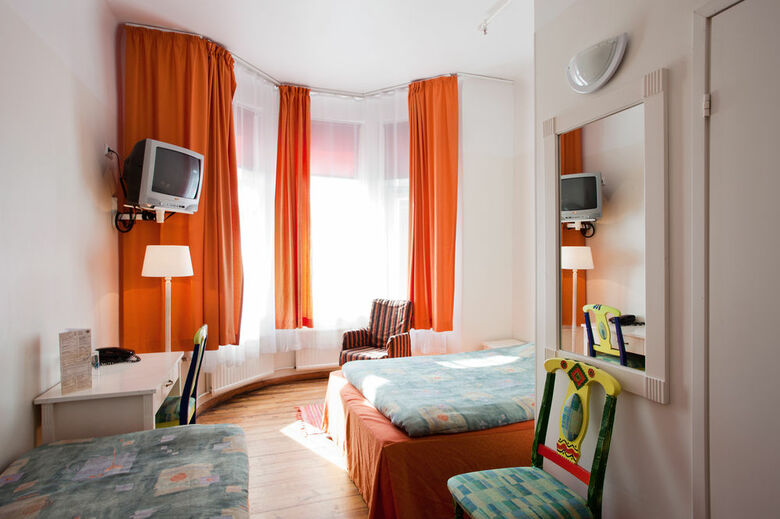 Economy Hotel