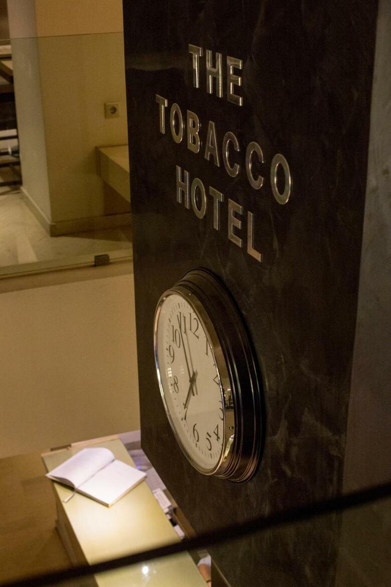 Hotel Davitel Tobacco
