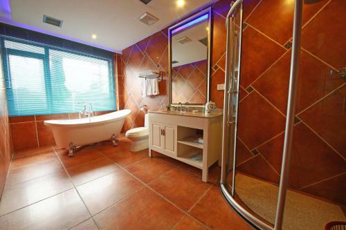 Crystal Boutique Hotel