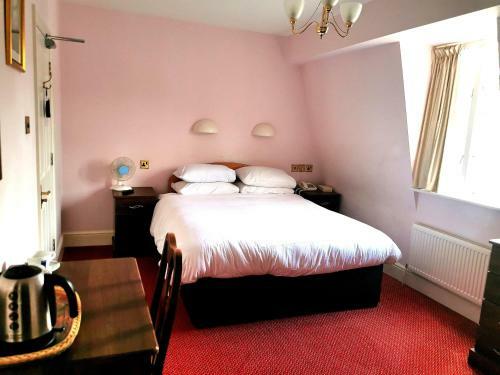 Cliffden Hotel