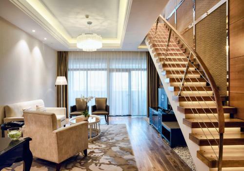 Royal Oriental Garden Hotel